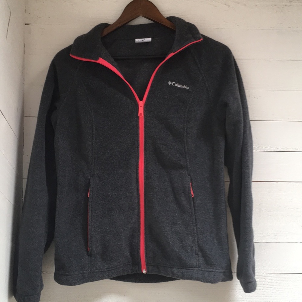 Columbia fleece jacket. Full zip.